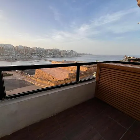 Salina Seaview Retreat *
